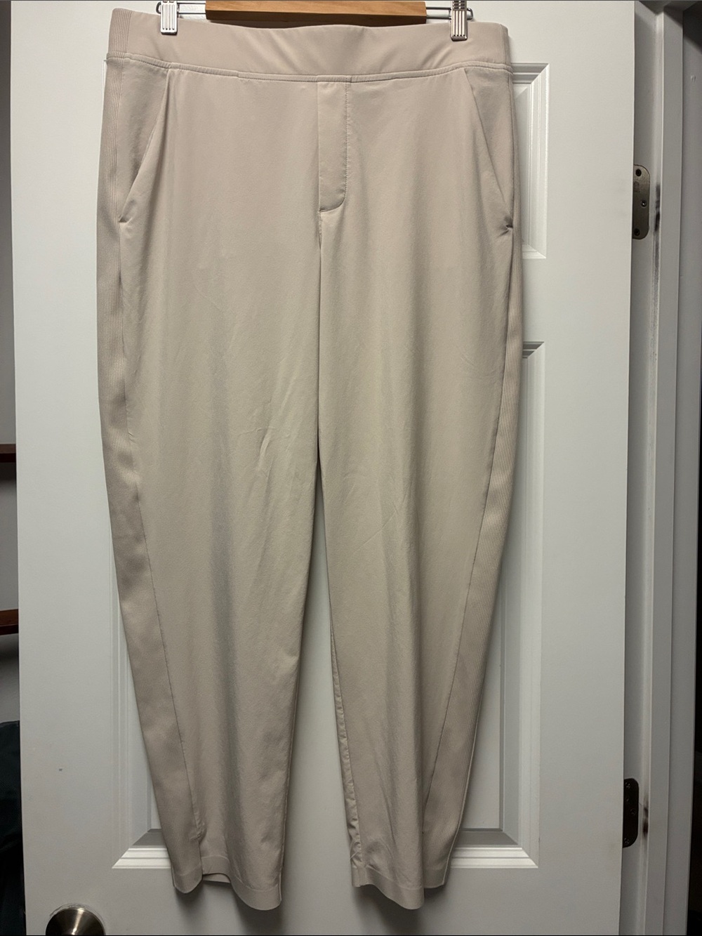 Athleta Brooklyn Ankle Pants in Light Beige